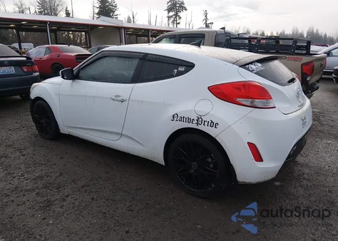 2013 Hyundai Veloster Base W/Gray z USA, uszkodzony, nr VIN KMHTC6AD4DU126669